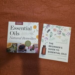 Essential Oils Guidebook Set